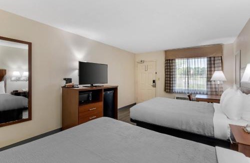 Stockbridge Hotel | Quality Inn & Suites Stockbridge Atlanta South I-75