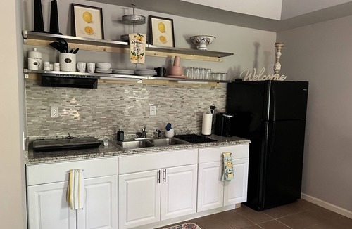 East Side Apartment | Quiet apartment in Atlanta, 10 mins to downtown and 13 mins to midtown