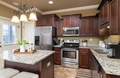 Oxford House | Rebel Belle - Convenient Stylish New 2 BR 2.5 Bath Condo - 1 mile to Ole Miss.