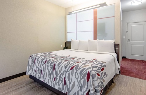 Locust Grove Hotel | Red Roof Inn Locust Grove