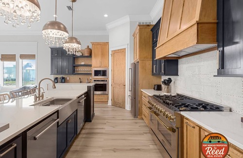 Southpointe House | REDUCED-Brand New Luxury 6 Bdrm/6+ Ba Home with Private Pool & Easy Beach Access