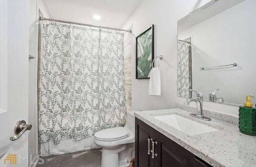 Atlanta House | Relaxig and Charming 2-bedroom House in Atlanta with WiFi, AC across st Betline