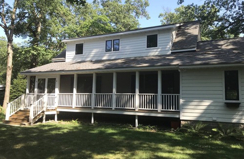 Michiana House | Remodeled Spacious Farmhouse-1 Block to Beach w/Gourmet Kitchen & Enclosed Porch