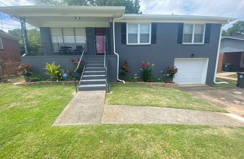 Sand Ridge House | Retreat Near UAB, RTJ Golf, BJCC & Hoover Met