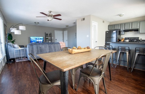 Five Points South Condo | Ridge Retreats- Groups/King Beds/Parking/3 Units