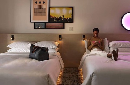 Castleberry Hill Hotel | Right next to Mercedes-Benz Stadium! Onsite Parking, Fireplace and Rooftop Bar!