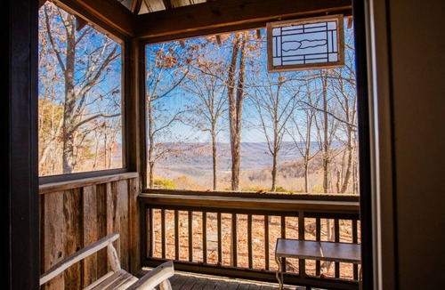 Sewanee Cabin | Rising Sun Retreat, 15 Acres on a Bluff - Sleeps 10+