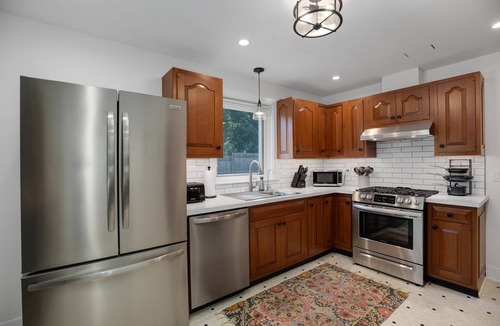 Ann Arbor House | River Rock Guest House | Quiet Haven Near Ann Arbor, U-M & River Trails