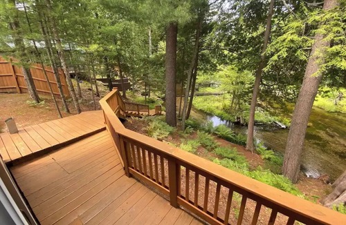 Irons Cottage | Riverside Retreat: Beautiful River Views & Pet Friendly
