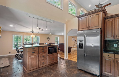 Double Springs House | Rocking W - screened in porch and lakeside fire pit!