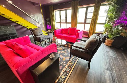 Saugatuck Apartment | Romantic Couples Getaway Downtown Saugatuck Walk everywhere
