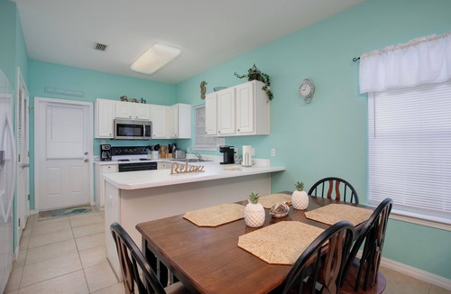 Orange Beach Villa | Roomy 2 bed 2 bath just minutes from the Wharf, and the beach!