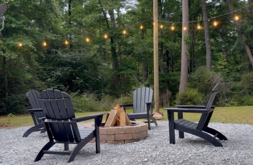 Magnolia House | Rustic and Cozy Home 3 bedrooms and 2 full bathrooms on 150 acres