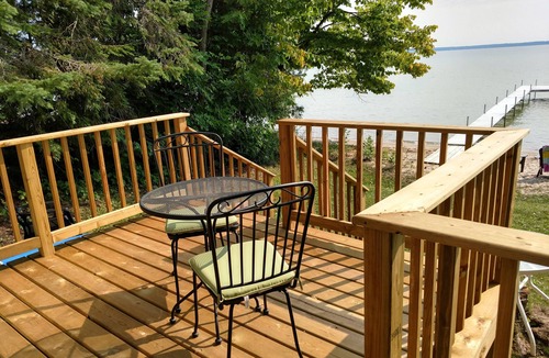Cheboygan Cabin | Rustic Cedar Log Cabin on Beautiful Mullett Lake.