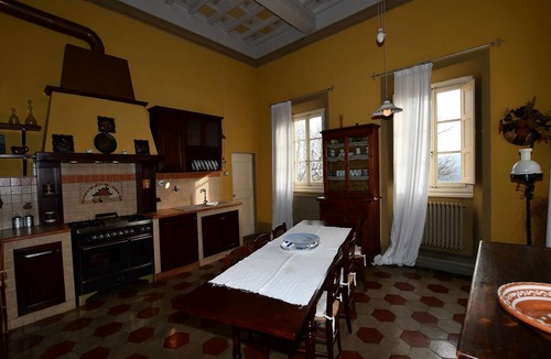 Rignano sull'Arno Villa | Rustic Elegance Near Florence