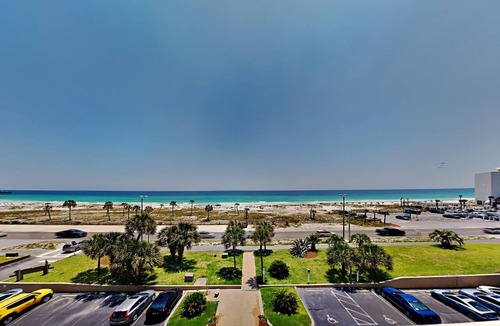 Villa Sabine Condo | Sabine Yacht & Racquet #5F | Dazzling Views, Pool!