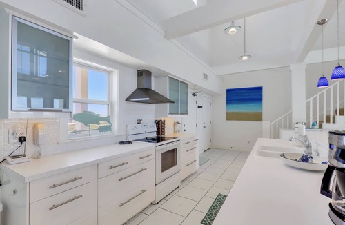 Dauphin Island House | Sailfish | Last minute opening 8/4. Gulf Front
