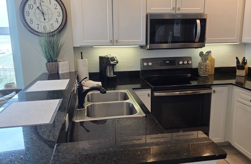 Gulf Shores Condo | Saltwater+Sunsets: 2 King bdrms/2ba Oceanfront Escape Awaits!