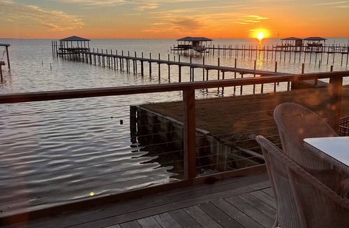 Fairhope Cabin | Sandy Beach, gorgeous sunsets, great front porch view!