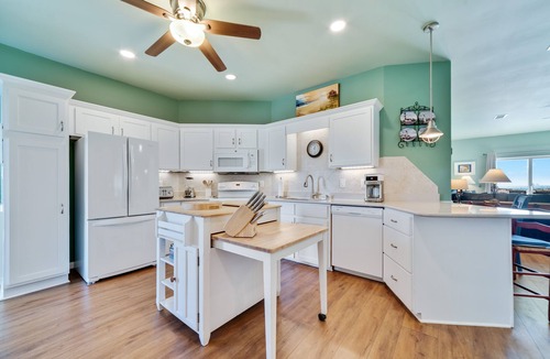 Fort Morgan House | Sandy Bottoms! Beach Front! 180+ Rave Reviews! 10% Discount!