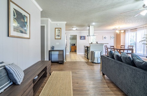 Acworth Cottage | Save Midweek 3Br Near Lake Acworth and Downtown