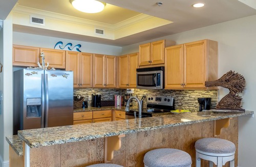 Dauphin Island Condo | Sea Forever - Penthouse 2Bd, 2Ba Condo on the Beach, Second Home Rarely Rented!