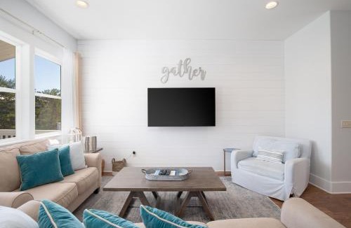 Seacrest House | Seacrest Paradise Spacious 4 bedroom retreat in Inlet Beach, perfect for 13 guests