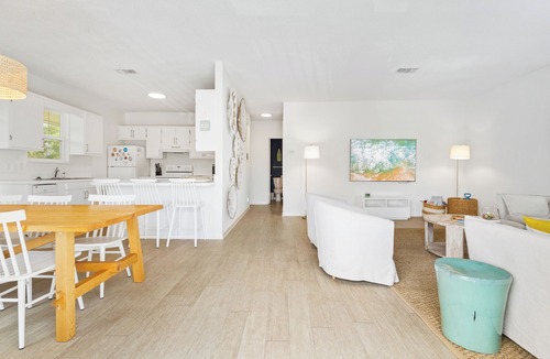 San Juan House | Seagrove Beach 30A "The Sweet Southern Juan" Just steps from the Ocean