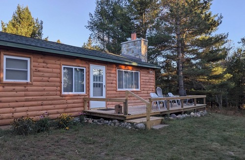 Herron House | Secluded 3 Bedroom Lodge NE of Curran MI in 80 Acres of Forest - Sleeps 6