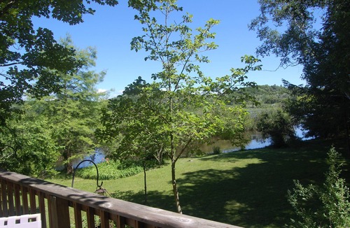 Shelby House | Secluded Cottage On Beautiful Stony Lake and Creek
