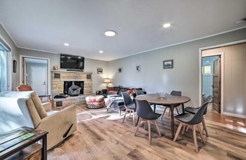 Suttons Bay House | Secluded Suttons Bay Retreat w/Fire Pit!