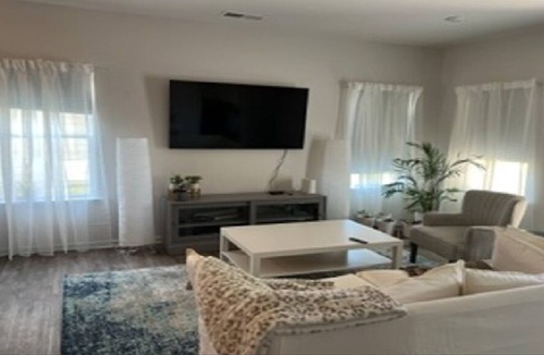 Adairsville House | Serene 2-bedroom house in charming Adairsville with AC