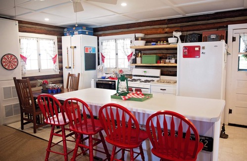Shipshewana Cabin | Shipshewana, AmishCountry, 2 neighboring spaces. Sleeps up to 12.
