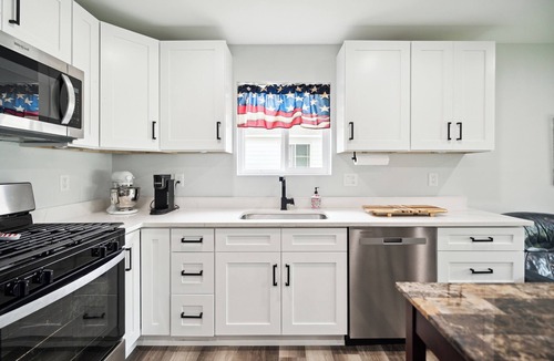 Waterford House | Ski Pine Knob/Mt Holly/Alpine, 2 bed 2 bath in Waterford - Dogs welcome!