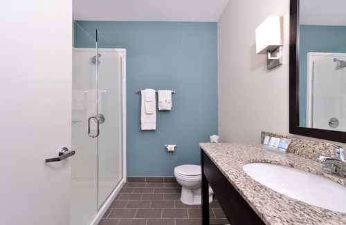 Meridian Hotel | Sleep Inn & Suites Meridian - Bonita Lakes