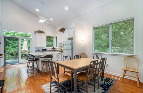 South Haven Villa | 🏖️ Sleepy Hollow Beach Resort, Patio 30 – Family Fun on Lake Michigan!
