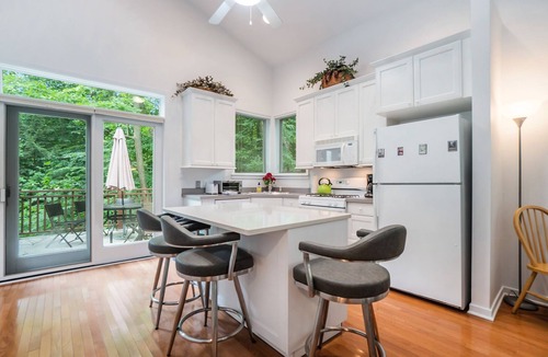 South Haven Villa | 🏖️ Sleepy Hollow Beach Resort, Patio 30 – Family Fun on Lake Michigan!