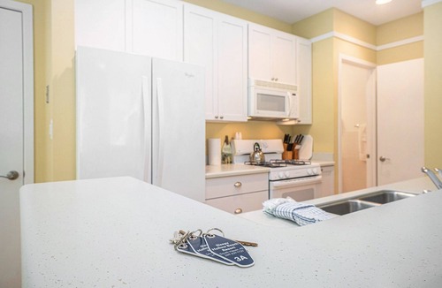 South Haven Cottage | 🏖️ Sleepy Hollow Beach Resort, Cottage 3A – Family Fun on Lake Michigan!