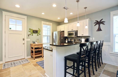 Laurel Grove Cottage | SNOWBIRD SPECIAL! BEACH & GOLF cottage, Emerald Coast, 2 Golf Carts, Sleeps 6