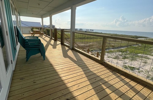 Dauphin Island House | Soul Surfing III June 2023: Breathtaking Sunset Island Views & Private Beach