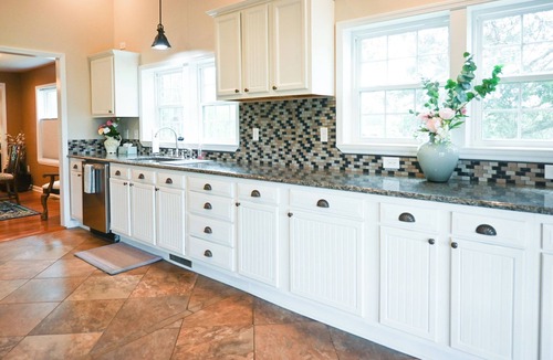 Lebanon House | Spacious 3 Bedroom Home In Lebanon Ready To Embrace Your Relaxing Getaway