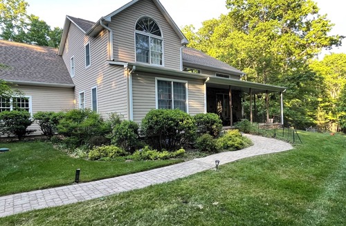 Blacksburg House | Spacious 4-bedroom house with decks in Blacksburg, 7 minutes from VT campus.