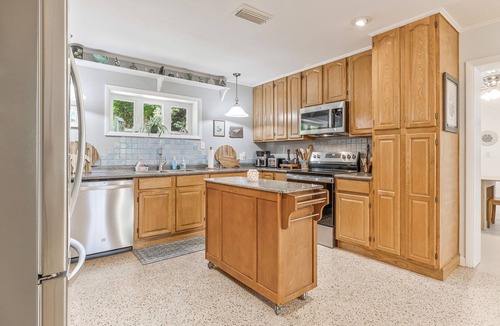 Ono Island House | Spacious 5-bedroom house on Perdido Bay.