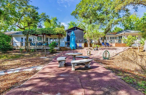 Ono Island House | Spacious 5-bedroom house on Perdido Bay.