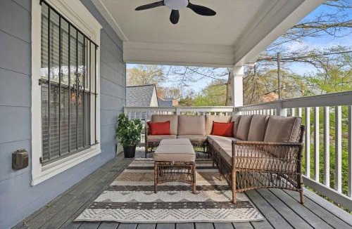 West End House | Spacious 6BR Duplex | Patio + Near BeltLine