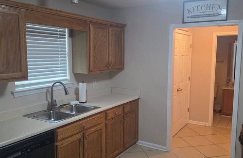 Ellenwood House | Spacious Corner-Lot Sanctuary w/Sunroom and Deck in Ellenwood, Georgia