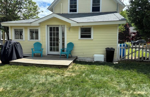 Marquette House | Spacious home w/Hot Tub near Lake Superior walk to restaurants, breweries, beach