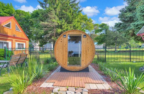 Richmondville House | Spacious Lakefront Home w/Fenced Yard & Sauna