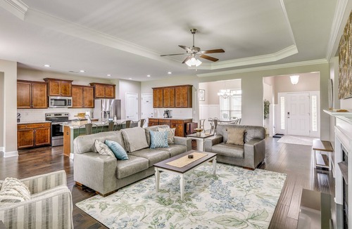 Meridianville House | Spacious Meridianville Family Home w/Patio
