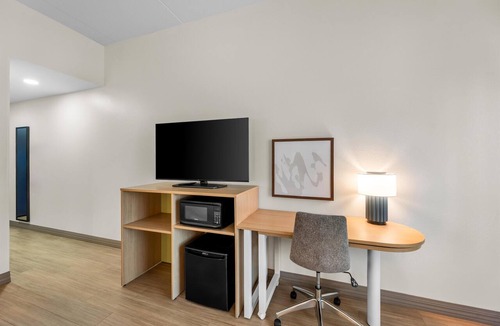 Tuscumbia Hotel | Spark by Hilton Tuscumbia Muscle Shoals